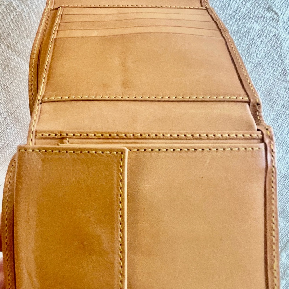 EUC VINTAGE ETRO SIGNATURE PAISLEY PRINT CANVAS TRIFOLD, LEATHER TRIM & INTERIOR - Picture 10 of 16